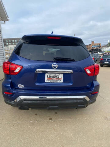 2020 Nissan Pathfinder SV