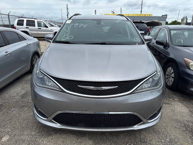 White 2017 Chrysler Pacifica Touring Plus Touring Plus 4dr Mini-Van 2