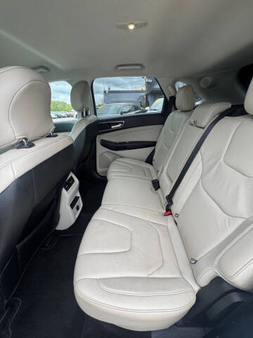 2016 Ford Edge Titanium