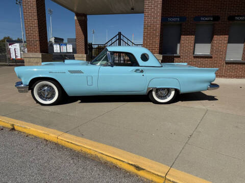 1957 Ford Thunderbird