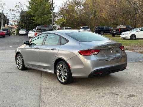 2015 Chrysler 200 S