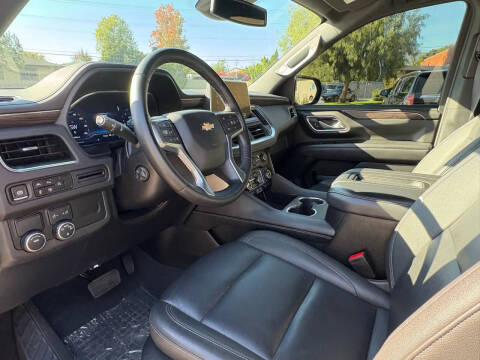 2024 Chevrolet Suburban LT