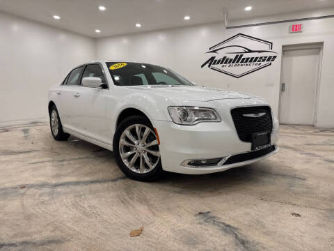 2016 Chrysler 300 for sale at Auto House of Bloomington in Bloomington IL