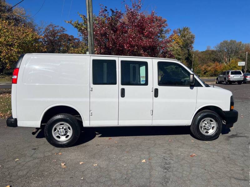 2021 Chevrolet Express 2500