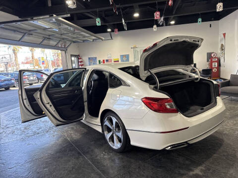 2018 Honda Accord Touring