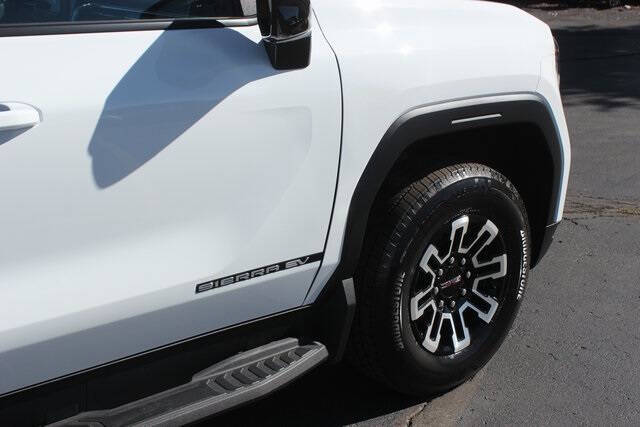 2026 GMC Sierra EV Elevation