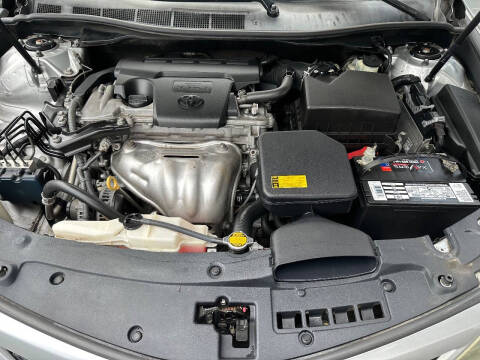 2014 Toyota Camry SE