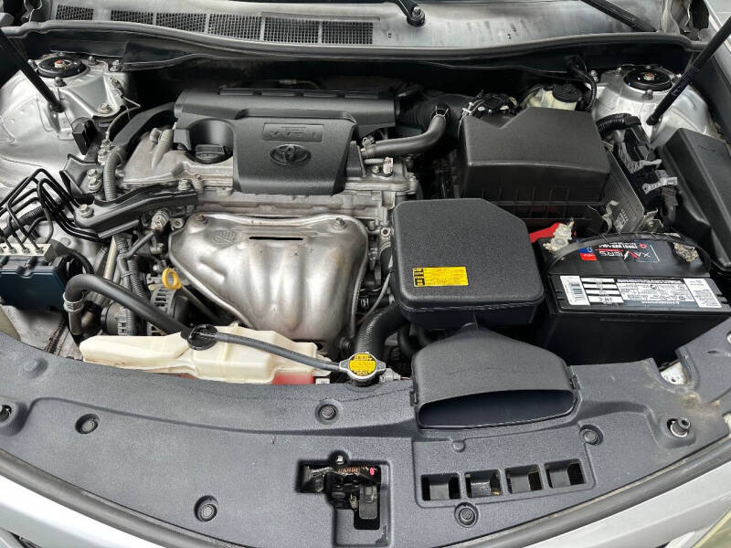 2014 Toyota Camry SE