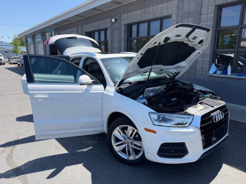 2016 Audi Q3 2.0T Premium Plus