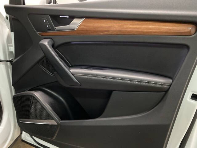 2023 Audi Q5 quattro Premium Plus 40 TFSI