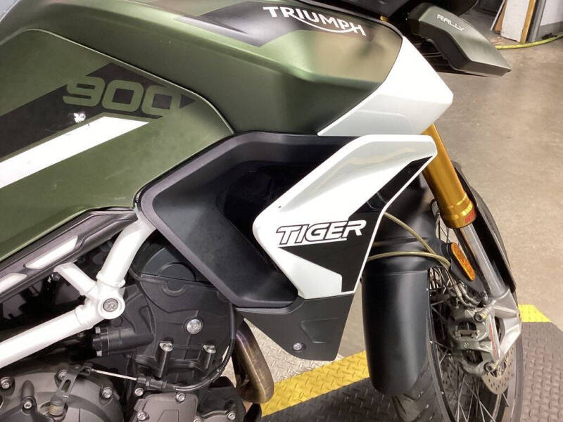 2021 Triumph Tiger 900 Rally Matte Khaki Gr