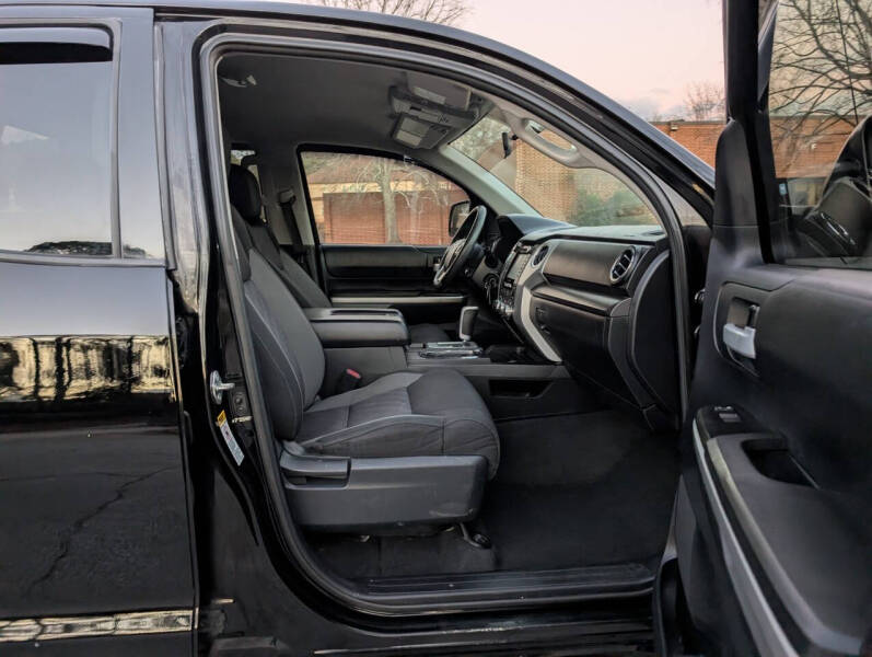 2015 Toyota Tundra SR5