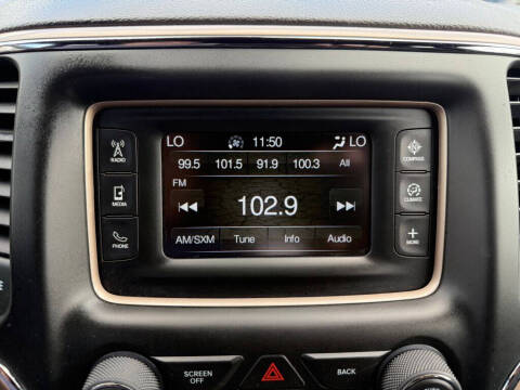 2017 Jeep Grand Cherokee Laredo