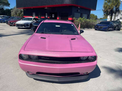 2014 Dodge Challenger SXT