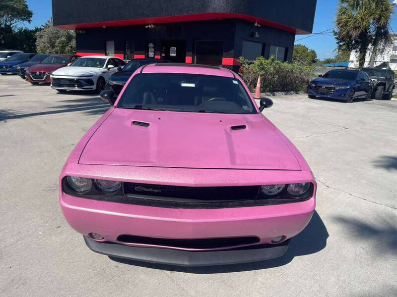 2014 Dodge Challenger SXT