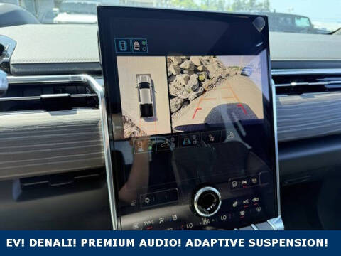 2025 GMC Sierra EV Denali