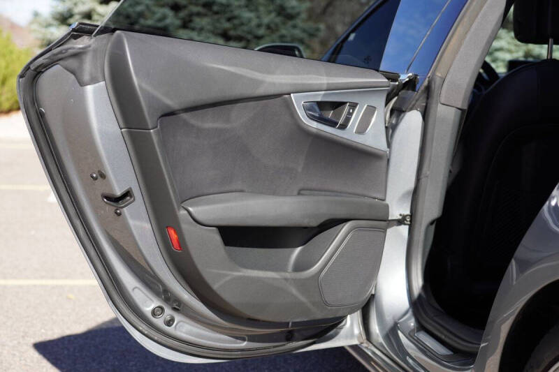 2012 Audi A7 3.0T quattro Premium Plus