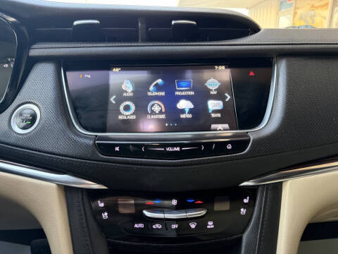 2019 Cadillac XT5 Premium Luxury