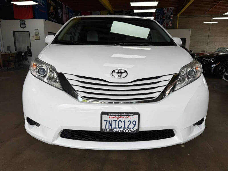 2015 Toyota Sienna
