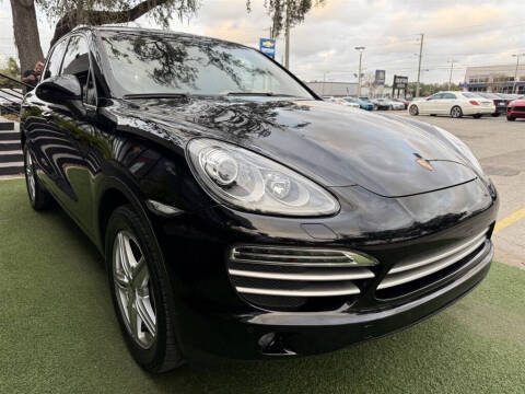 2014 Porsche Cayenne Platinum