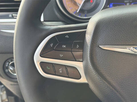 2022 Chrysler 300 Touring