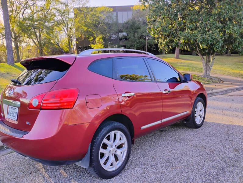 2013 Nissan Rogue SV w/SL Package