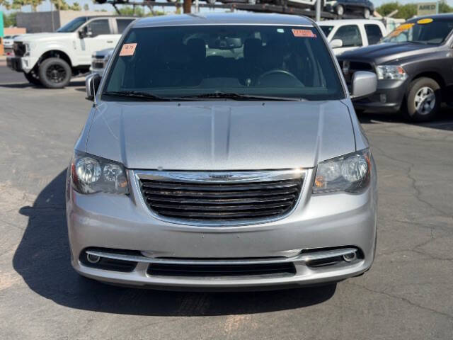 2014 Chrysler Town and Country S