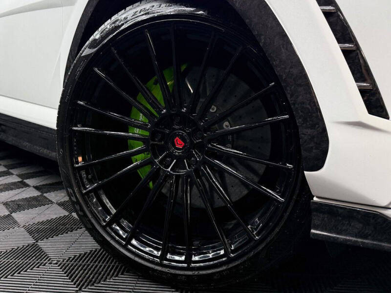 2019 Lamborghini Urus