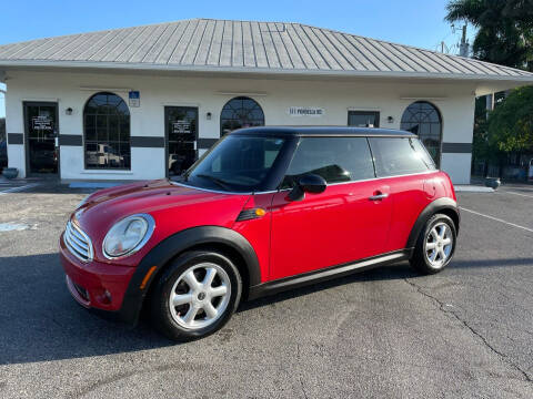 2007 MINI Cooper for sale at Supreme Motor Sports in North Fort Myers FL