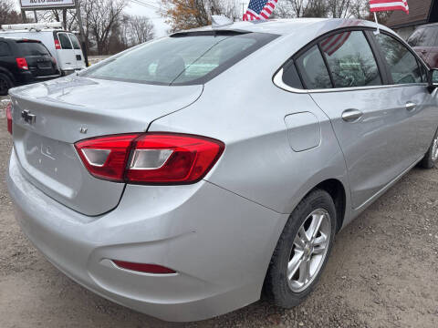 2017 Chevrolet Cruze LT Auto