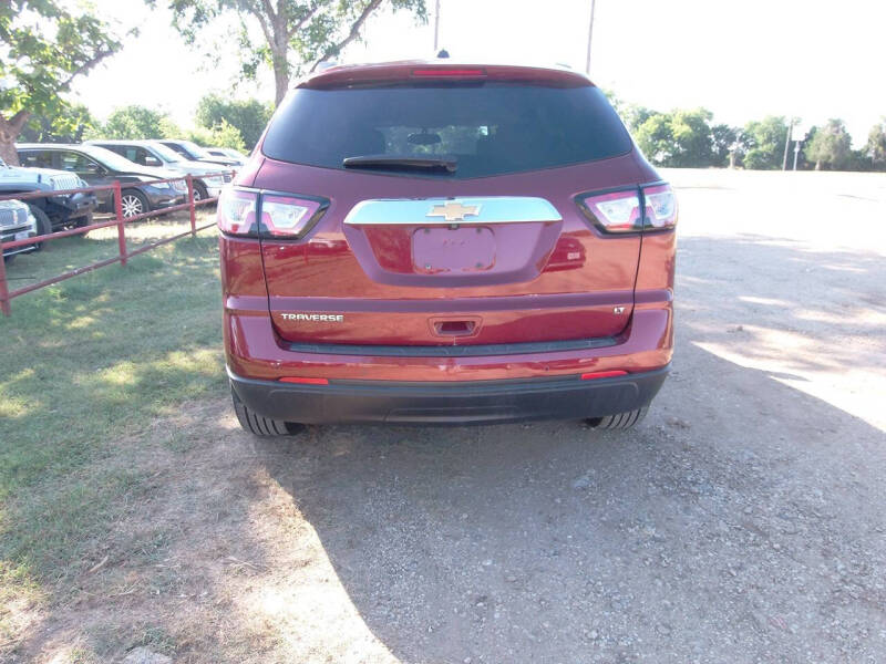 2017 Chevrolet Traverse LT