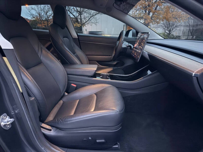 2020 Tesla Model 3 Standard Range Plus