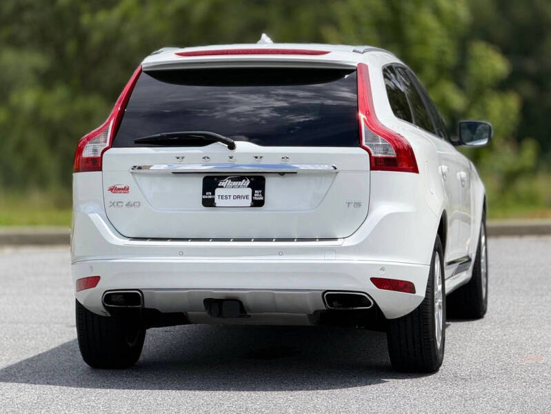 2016 Volvo XC60 T5 Drive-E Premier
