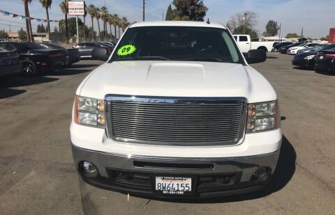 2009 GMC Sierra 1500 for sale at First Choice Auto Sales in Bakersfield CA