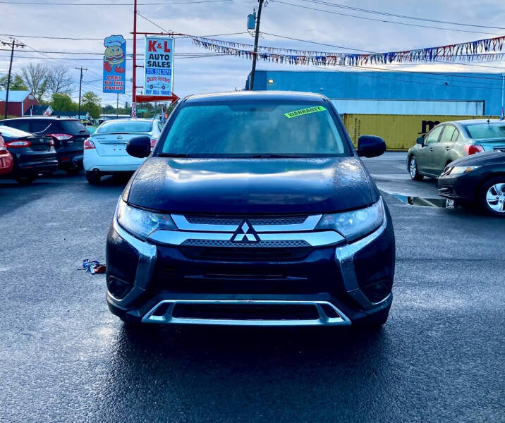 2020 Mitsubishi Outlander ES