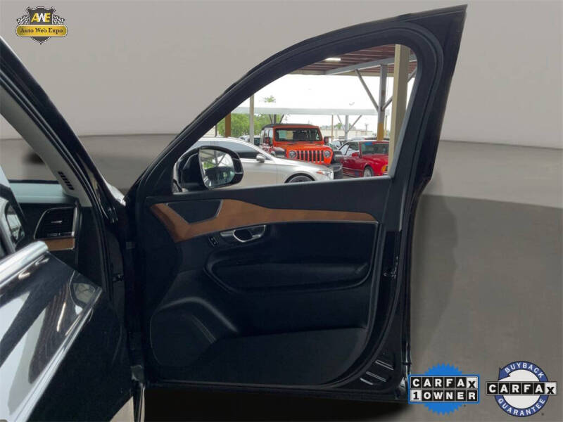 2023 Volvo XC90 B5 Plus Bright Theme