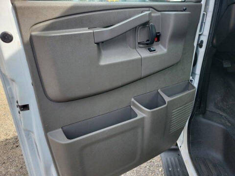 2023 Chevrolet Express LS 3500