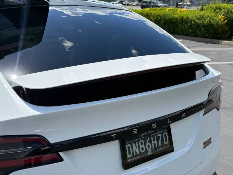 2022 Tesla Model X Plaid