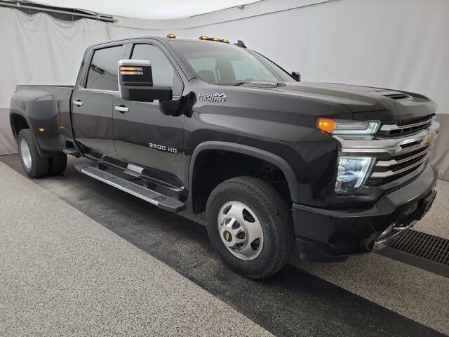 Used 2021 Chevrolet Silverado 3500HD High Country with VIN 1GC4YVEY5MF313361 for sale in Maysville, KY