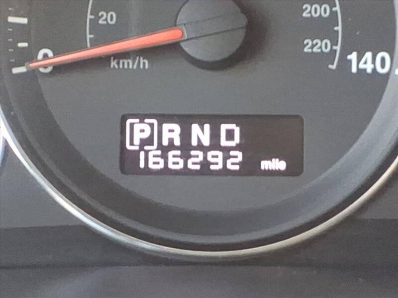 2010 Jeep Commander Sport