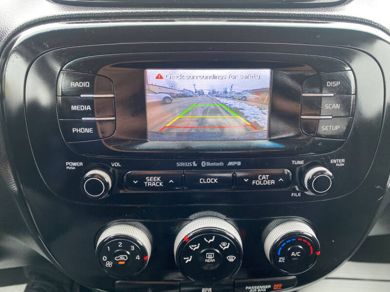 2016 Kia Soul +