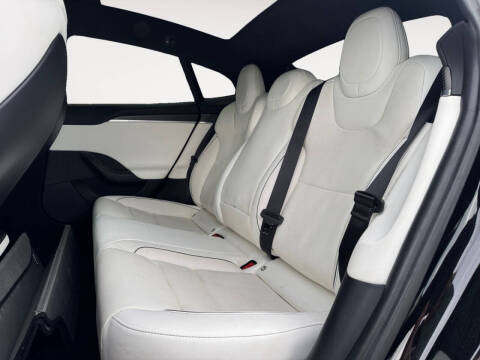 2021 Tesla Model S Plaid