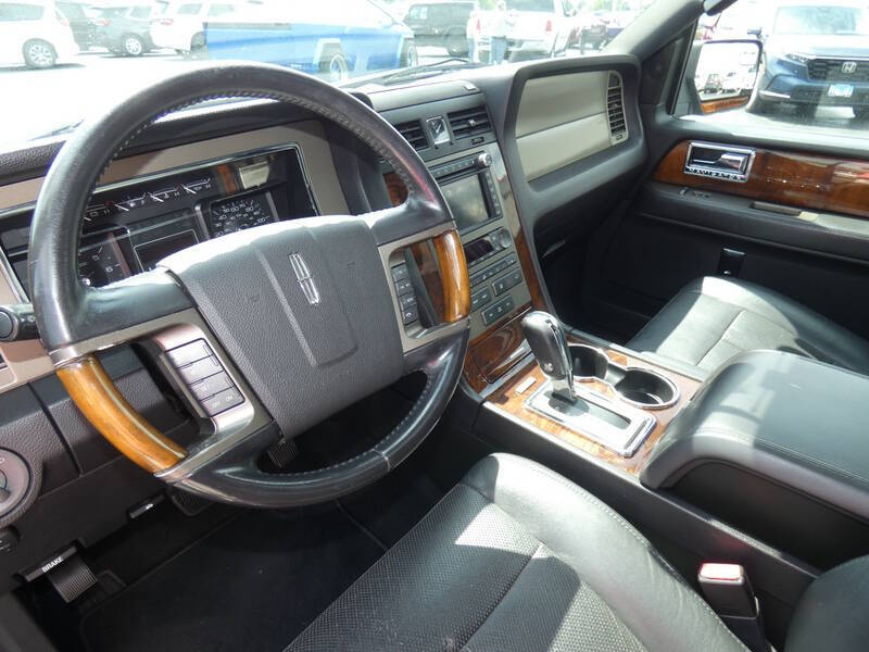2013 Lincoln Navigator L