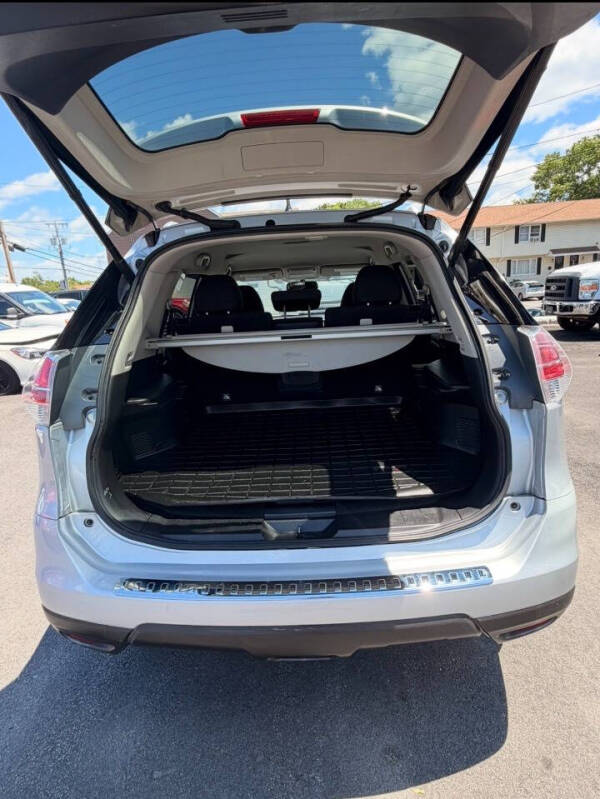 2016 Nissan Rogue SV