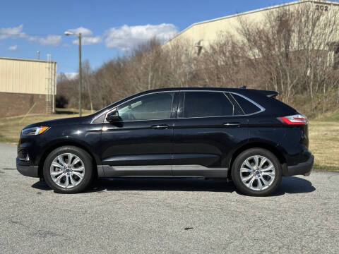 2020 Ford Edge Titanium