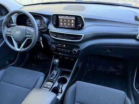 2021 Hyundai Tucson SE