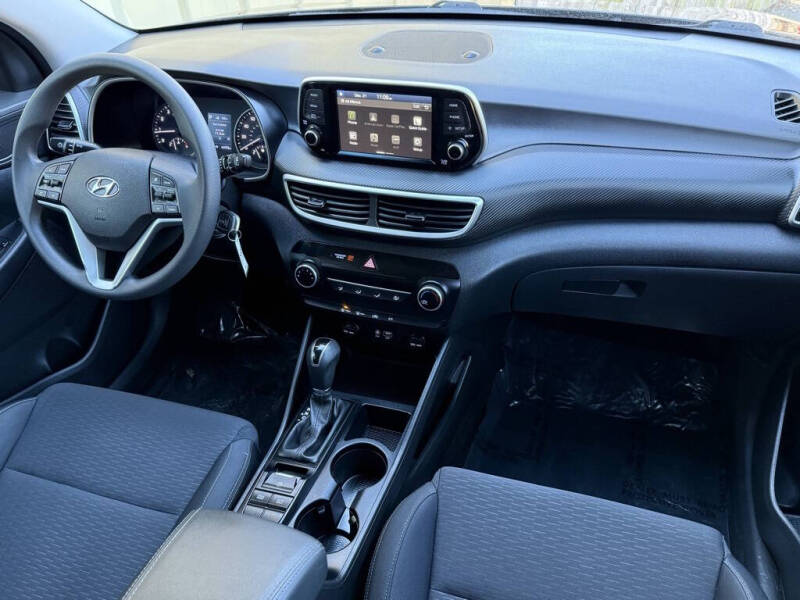 2021 Hyundai Tucson SE