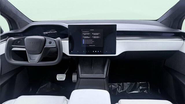 2022 Tesla Model X Plaid