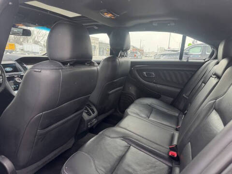 2017 Ford Taurus Limited