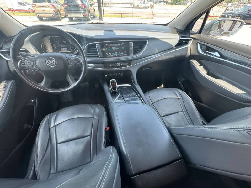 2019 Buick Enclave Essence
